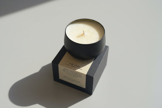 Black candle in a box senteur figue