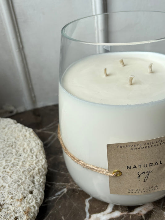 Unscented | Biggie 1.5kg Extra-Large 4-Wicks Candle - Winter Candle
