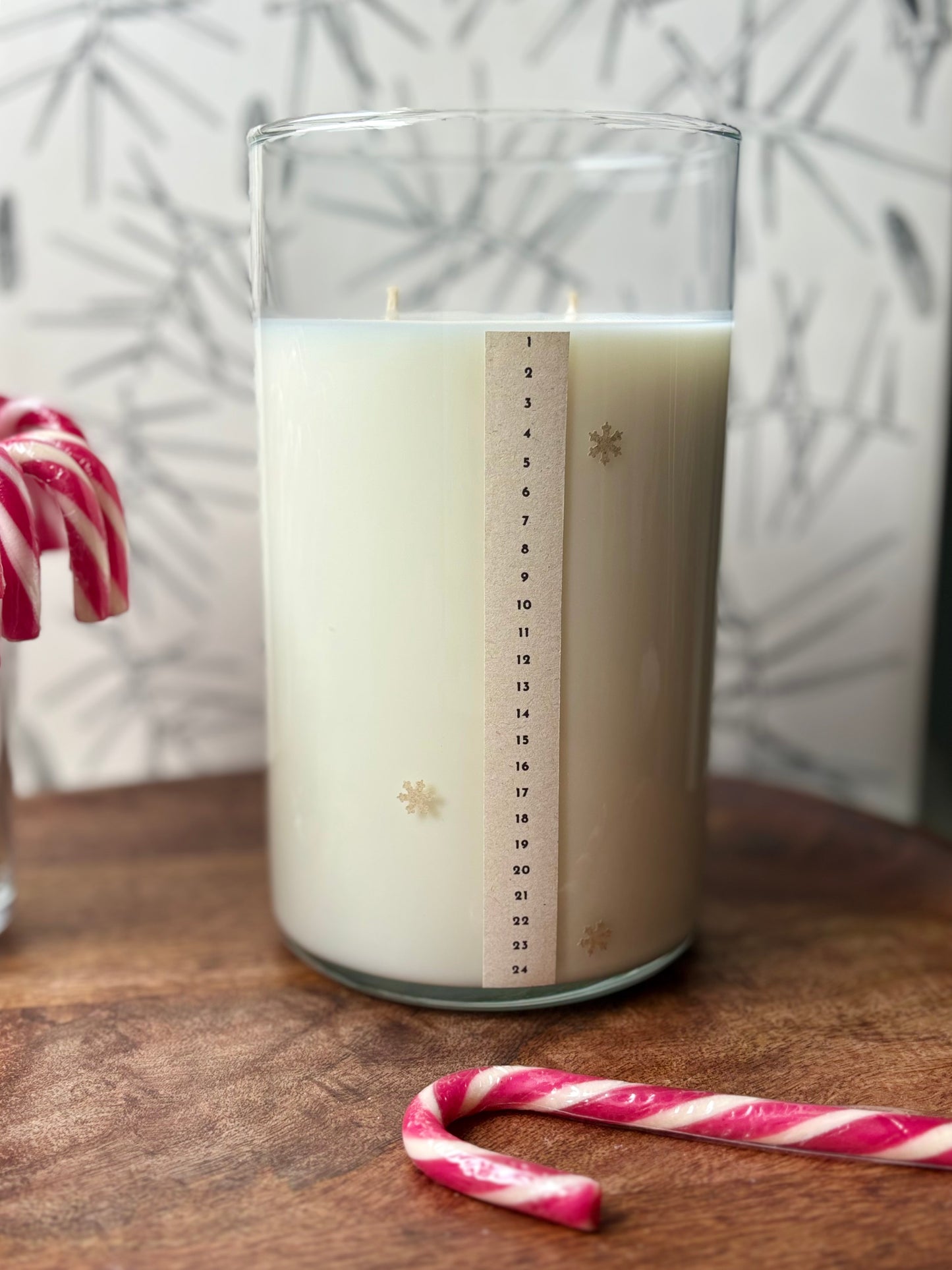 Advent Calendar Candle with Numbers 1 to 24 - 2-Wick Candle - Countdown Christmas Candle - Giant Advent Candle 1200g