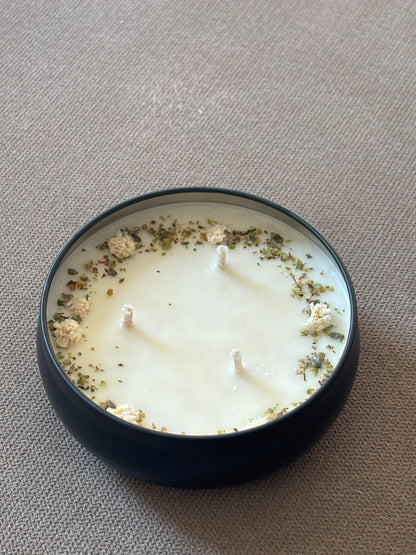 Green Lush Candle | Special Edition | Inspired by the Essence of Lilac & Mistletoe