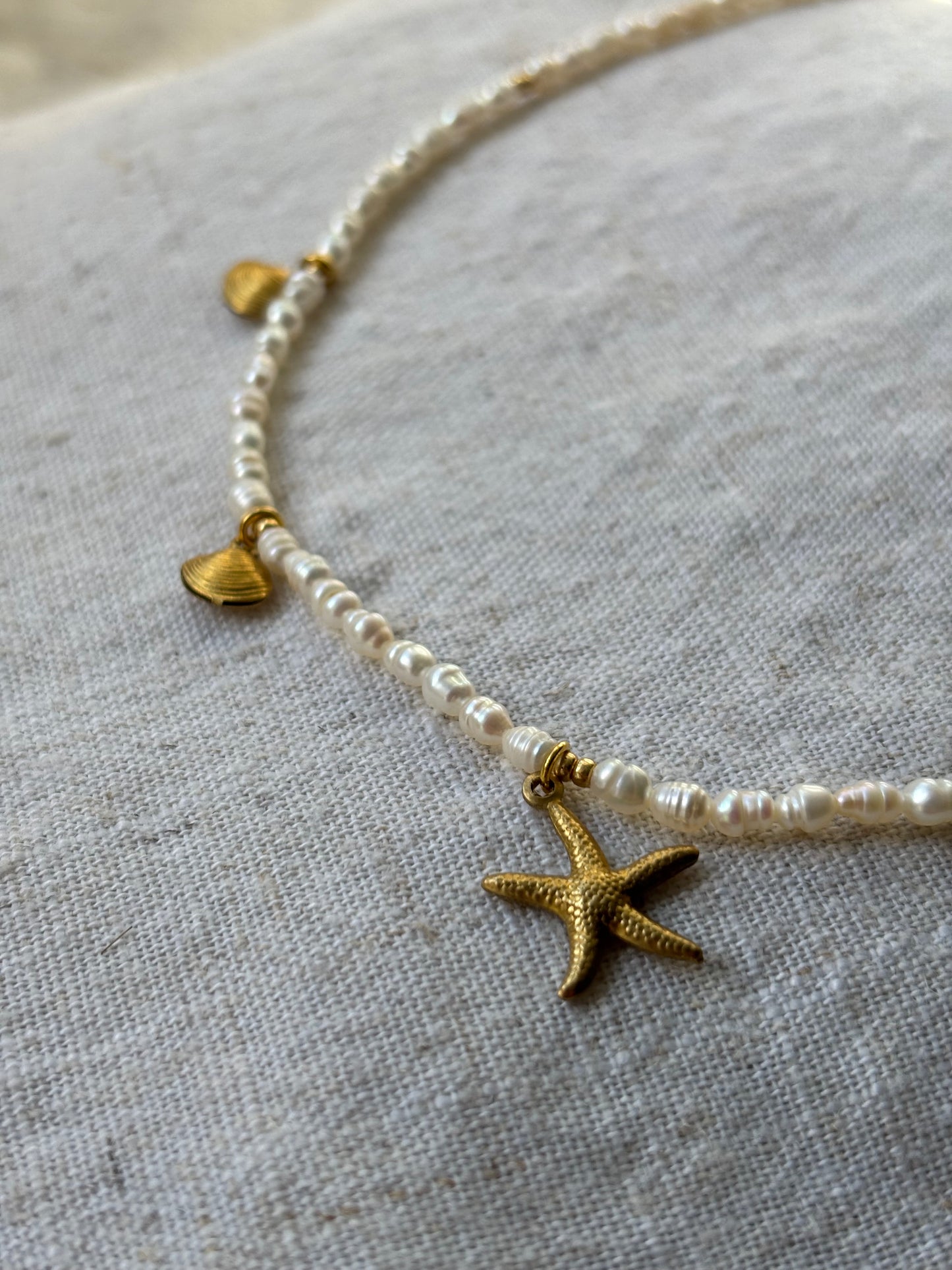 Freshwater Pearl Necklace – Natural White with Gold Starfish & Seashell Charms | Sterling Silver 925 Clasp