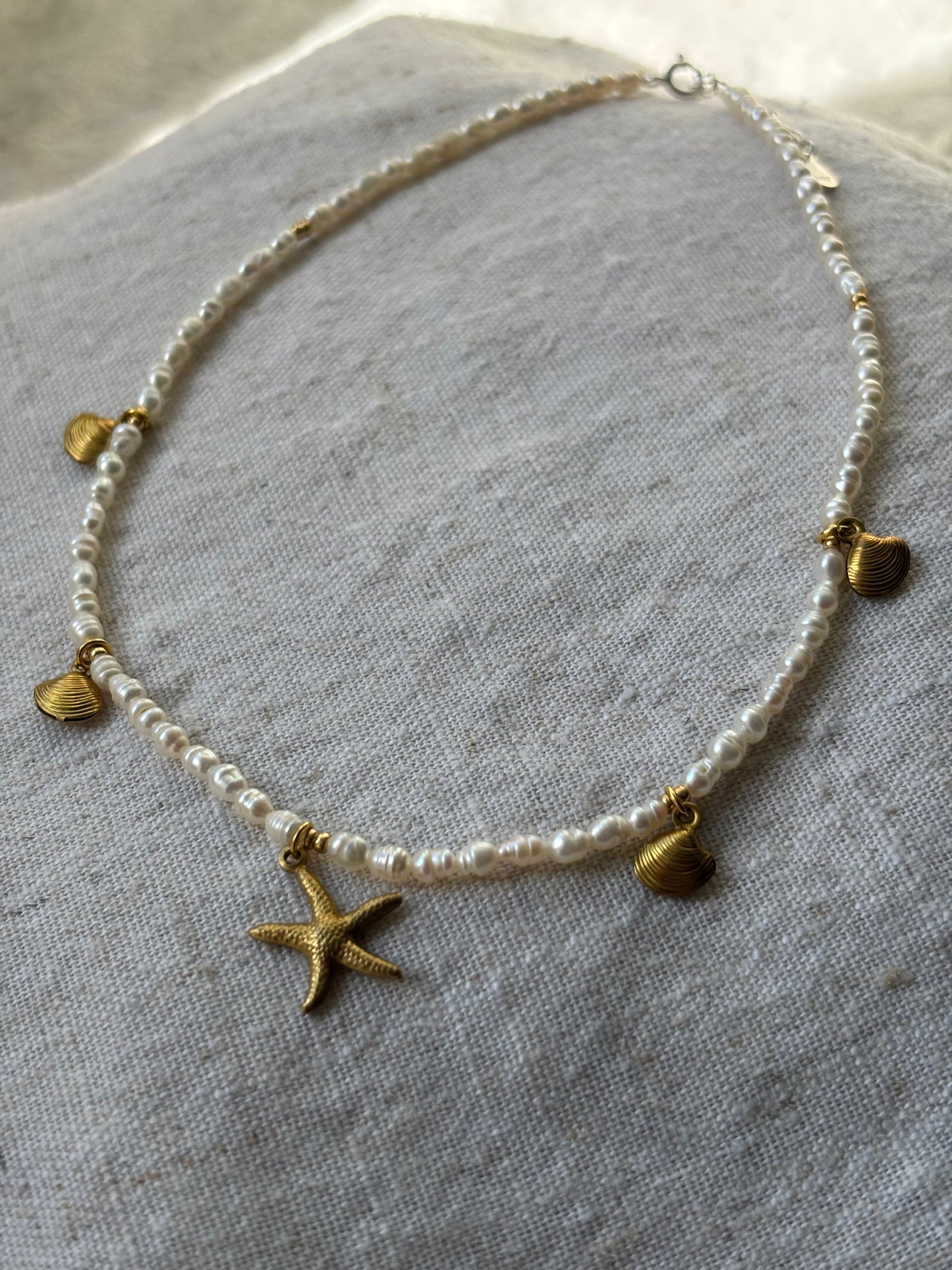 Freshwater Pearl Necklace – Natural White with Gold Starfish & Seashell Charms | Sterling Silver 925 Clasp