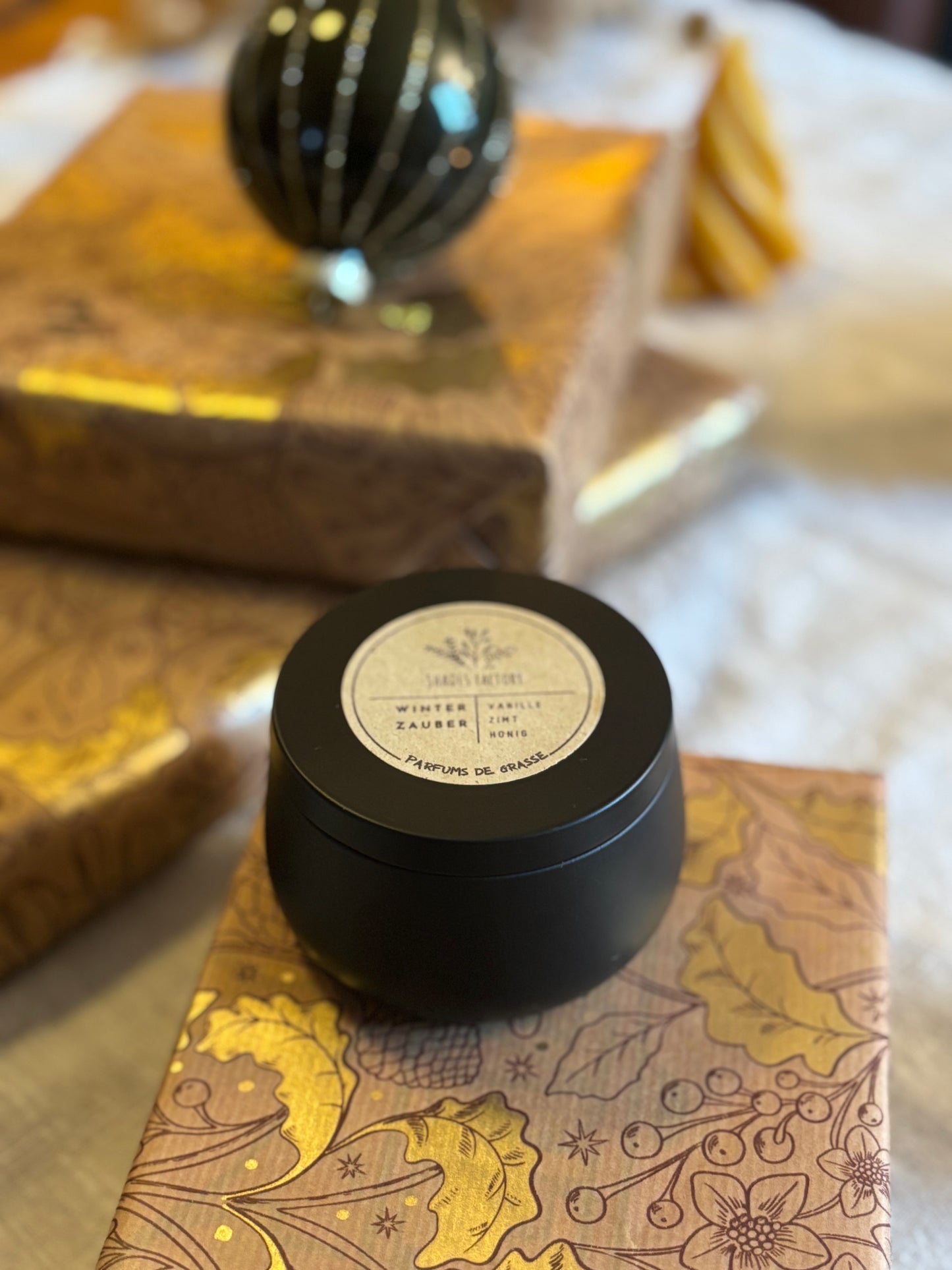 Winterzauber candle | A Warm Ode to the Festive Season