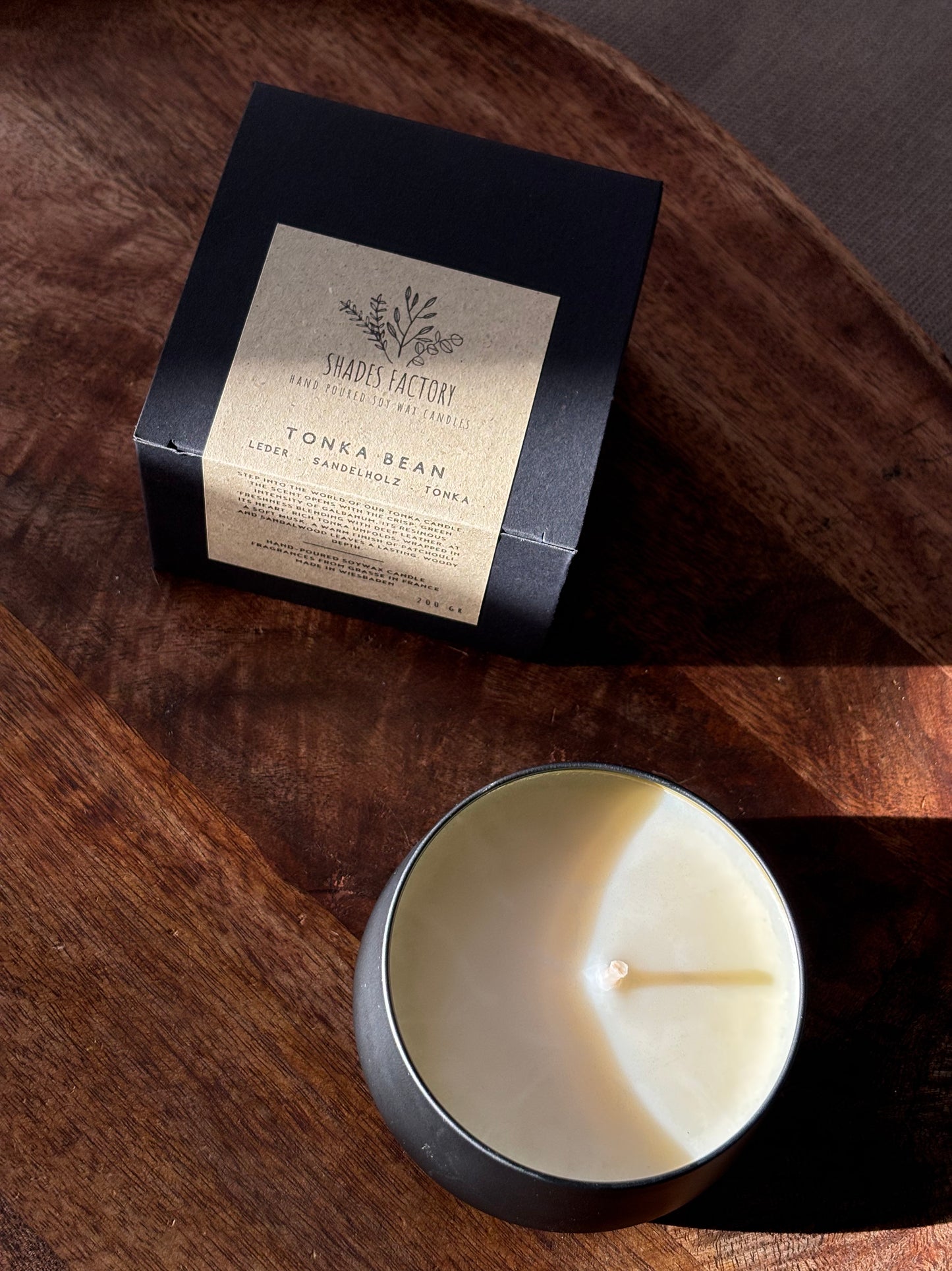 Tonka Bean Candle | A Sensual Blend of Leather, Musk & Woody Notes