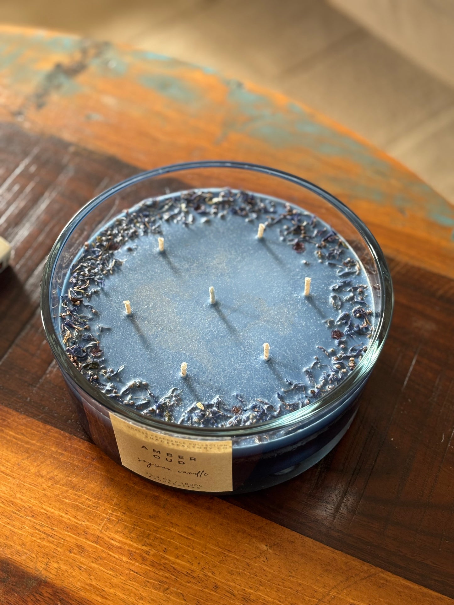 Amber Oud | Biggie 1kg Extra-Large 7-Wicks Candle with Dried Flowers