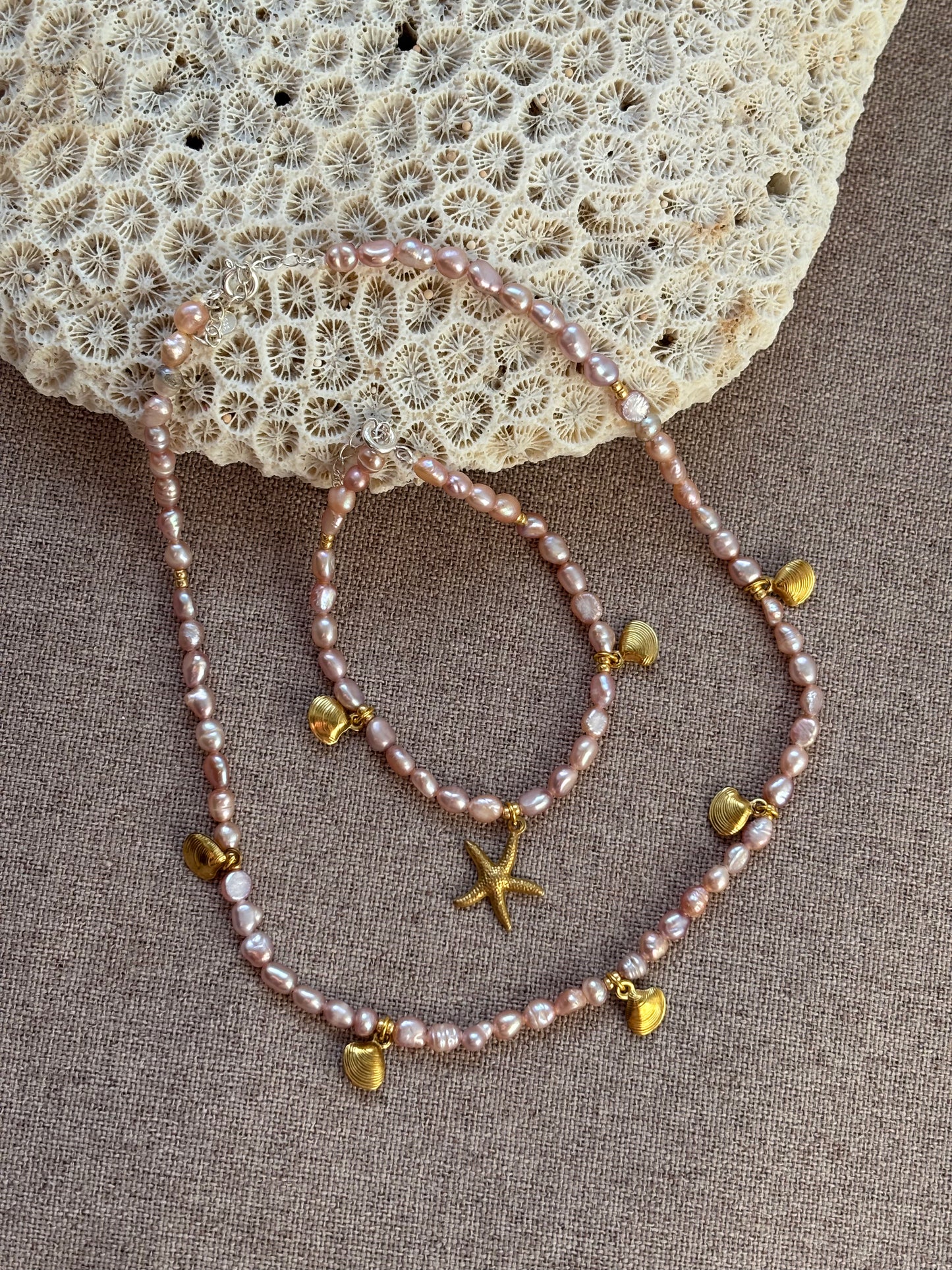 Freshwater Pearl Bracelet – Soft Pink with Gold Starfish & Seashell Charms | Sterling Silver 925 Clasp